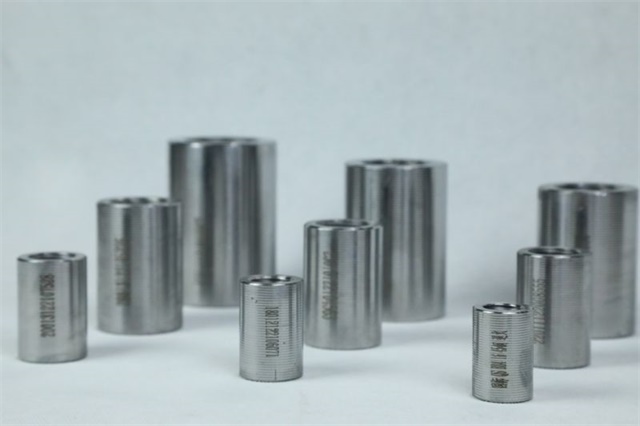 白银<font style='color:red'>直螺纹套筒</font>尺寸